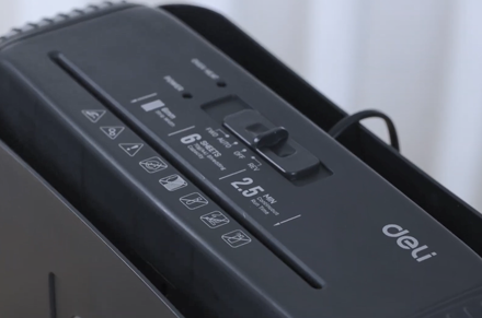 آلة تقطيع الورق لقطع الشريط Deli ET102SC