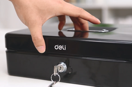 01 Deli ET509 صندوق نقود من طبقات مزدوجة