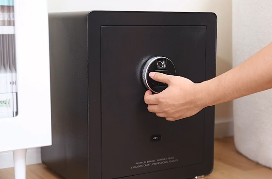صندوق آمن منزلي 01 Deli ET633